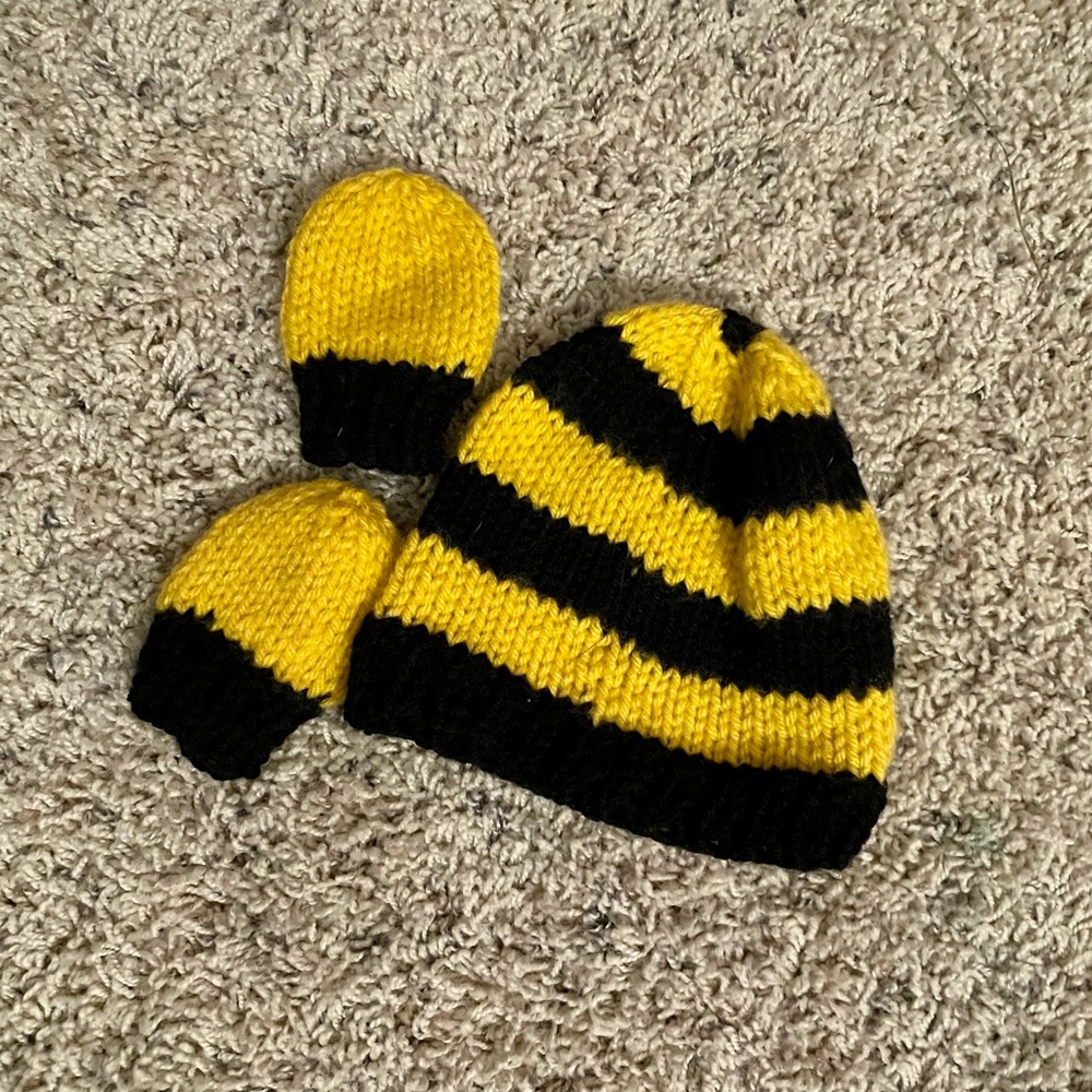 Black and Gold Newborn Hat and Mittens